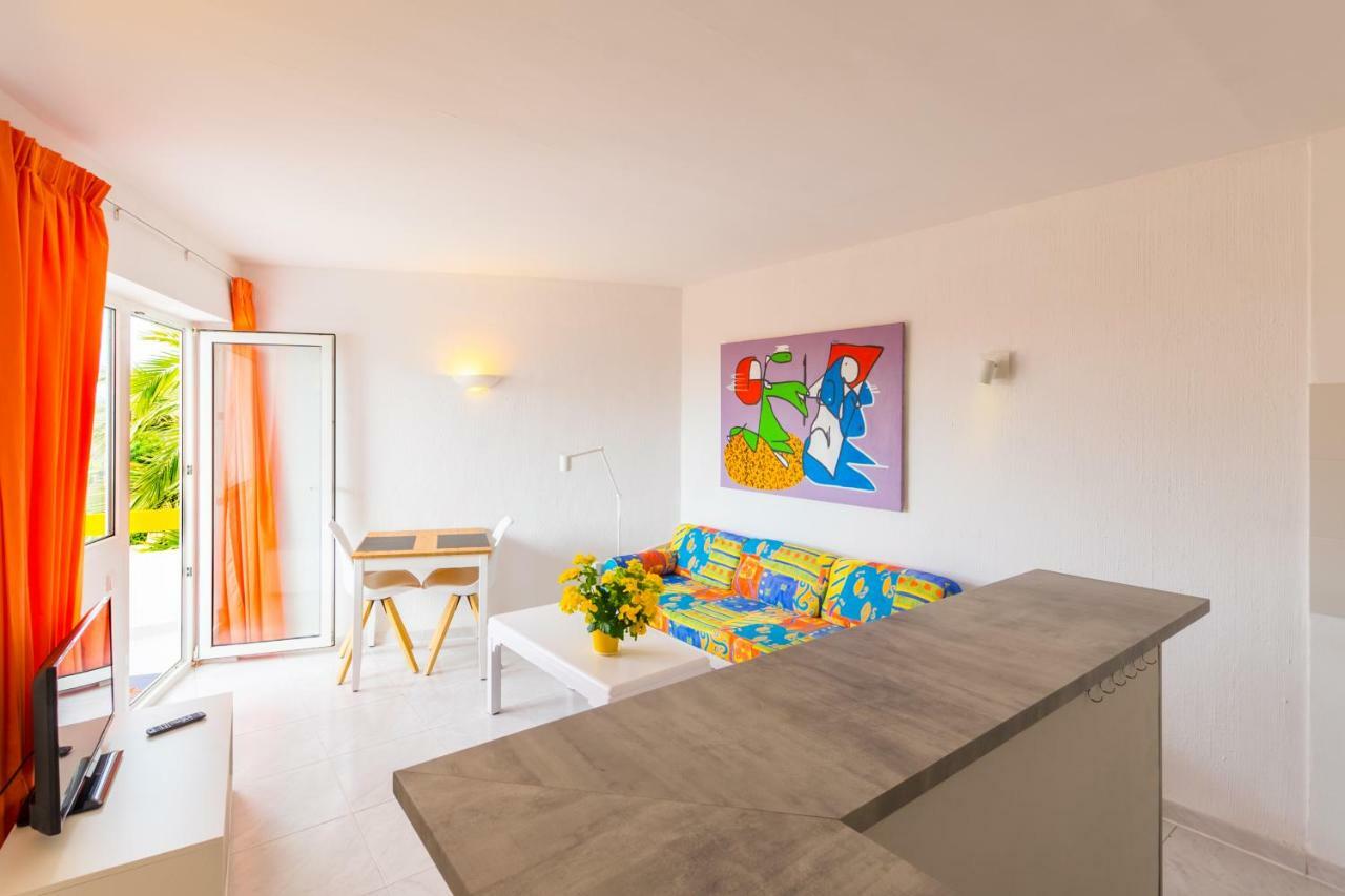 Apartamentos Mallorca Sl Кала-Мільор Екстер'єр фото